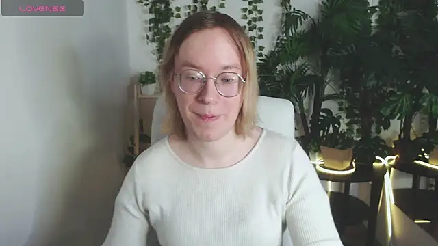 Amanda Butlerr online show from 12.19.25