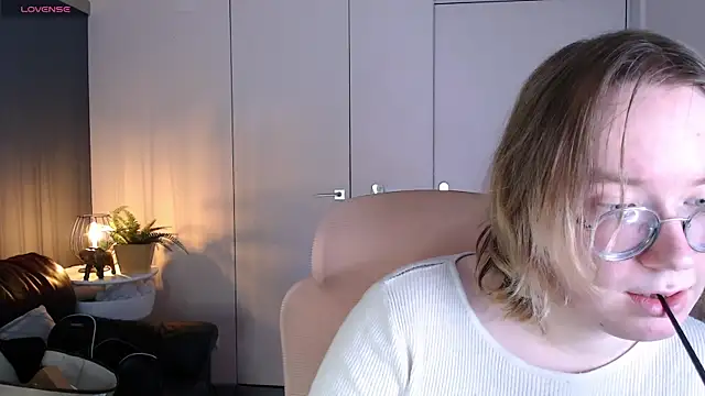 Snapshot of Amanda_Butlerr chatting on 05.08.26 Amanda Butlerr online show from 05.08.26