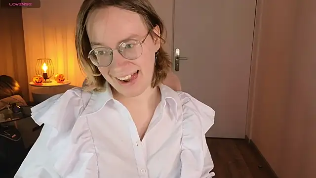 Snapshot of Amanda_Butlerr chatting on 05.23.26 Amanda Butlerr online show from 05.23.26