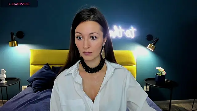 Snapshot of Joan_Nelson chatting on 09.11.25 Joan Nelson online show from 09.11.25