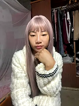 AAANINE22 online show from 10.08.25