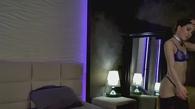 Snapshot of GwenAir chatting on 04.09.26 GwenAir online show from 04.09.26