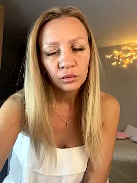 Bellissa  online show from 10.10.25