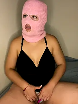 Snapshot of destiny69col chatting on 10.06.25 destiny69col online show from 10.06.25