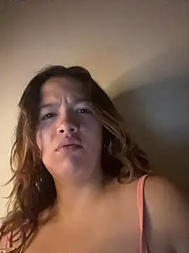 Snapshot of destiny69col chatting on 11.26.25 destiny69col online show from 11.26.25