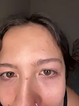 Snapshot of destiny69col chatting on 12.04.25 destiny69col online show from 12.04.25