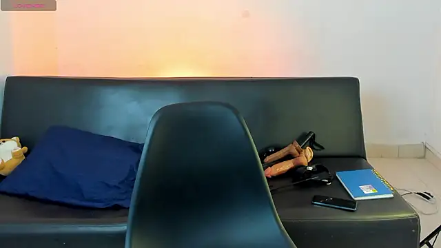 zarek lux online show from 03.18.26