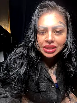 Snapshot of chicanachic13 chatting on 10.23.25 chicanachic13 online show from 10.23.25