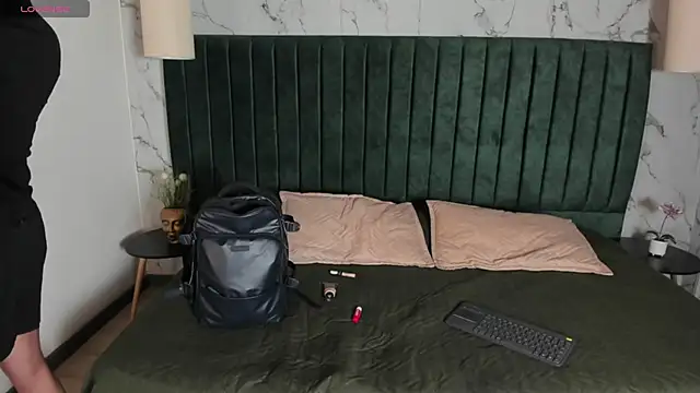 AustinJones  online show from 01.12.26