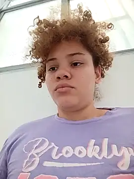 SirenRouge 69 online show from 10.23.25