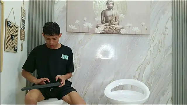 BEAUTY BOYS1 online show from 02.05.26