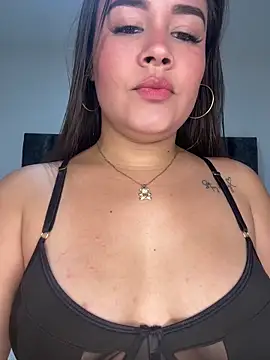 Bella-kim- online show from 11.07.25