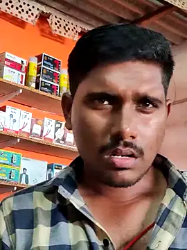 Snapshot of Markroco696 chatting on 10.31.25 Markroco696 online show from 10.31.25