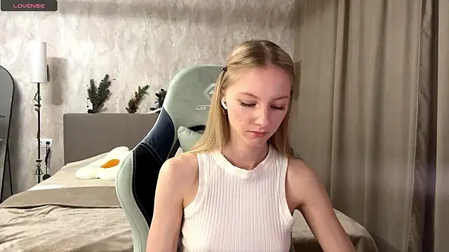 BrightAnnie online show from 12.17.25