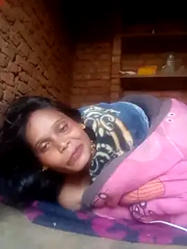 cute diya 12 online show from 01.15.26