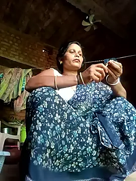 cute diya 12 online show from 05.25.26