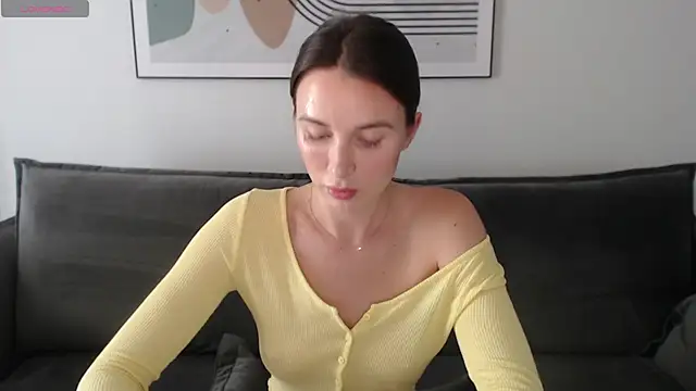 Snapshot of summer_time13 chatting on 09.10.25 summer time13 online show from 09.10.25