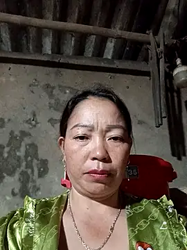 Snapshot of _Helala_ chatting on 09.14.25 Helala online show from 09.14.25