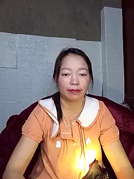 Snapshot of _Helala_ chatting on 09.29.25 Helala online show from 09.29.25