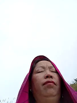 Snapshot of _Helala_ chatting on 10.31.25 Helala online show from 10.31.25