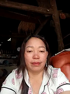 Snapshot of _Helala_ chatting on 11.16.25 Helala online show from 11.16.25