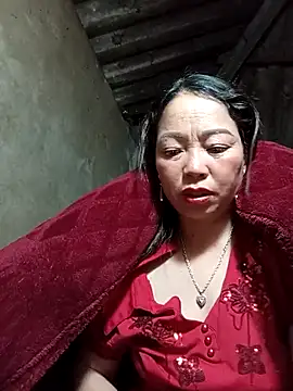 Snapshot of _Helala_ chatting on 01.17.26 Helala online show from 01.17.26