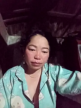 Snapshot of _Helala_ chatting on 02.27.26 Helala online show from 02.27.26