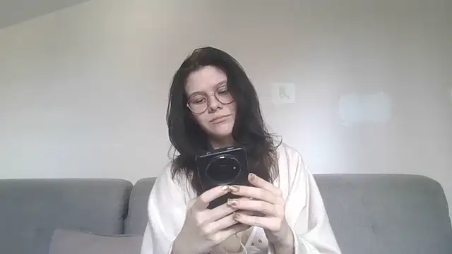 Snapshot of LaVostraDorothy chatting on 11.13.25 LaVostraDorothy online show from 11.13.25