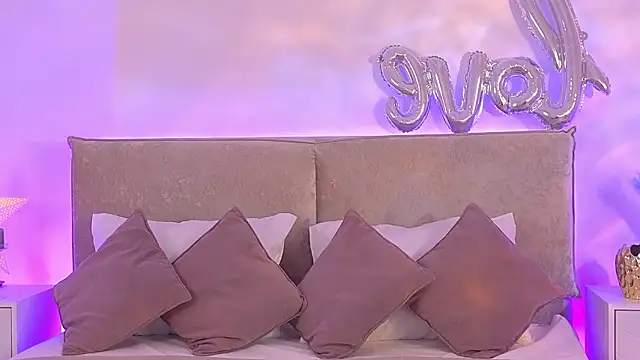 Jules night online show from 03.07.26