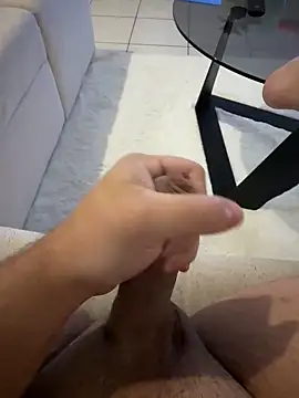 julienCr7 online show from 02.24.26