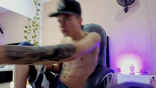 Nascary Fox online show from 11.18.25