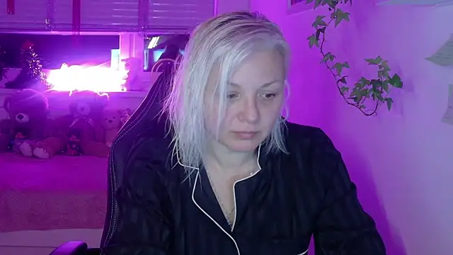 Linsy Kim online show from 01.09.26