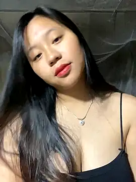 Snapshot of maianhcute chatting on 10.07.25 maianhcute online show from 10.07.25