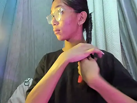 Snapshot of Aiko_shemalexxx chatting on 09.24.25 Aiko shemalexxx online show from 09.24.25