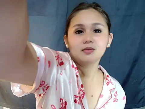 Aiko shemalexxx online show from 03.24.26