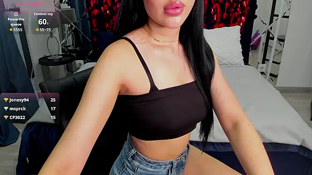 Snapshot of Jennifer_Munoz chatting on 02.15.26 Jennifer Munoz online show from 02.15.26