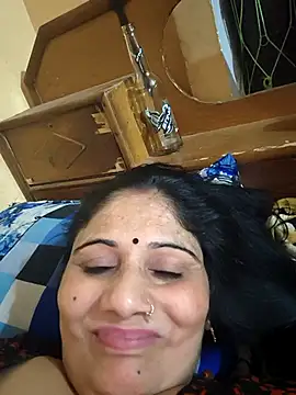 Snapshot of Rakhi99x chatting on 04.15.26 Rakhi99x online show from 04.15.26