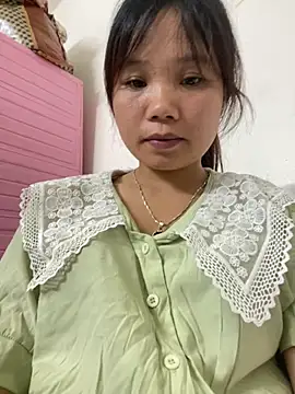 Snapshot of Ngoc-bbi chatting on 07.22.26 Ngoc-bbi online show from 07.22.26