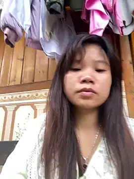 Snapshot of Ngoc-bbi chatting on 07.23.26 Ngoc-bbi online show from 07.23.26