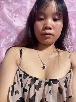 Snapshot of Ngoc-bbi chatting on 07.25.26 Ngoc-bbi online show from 07.25.26