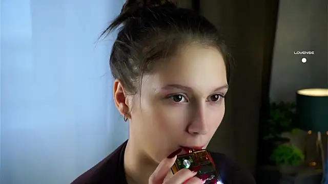 Snapshot of MelaniSeiver chatting on 10.10.25 MelaniSeiver online show from 10.10.25