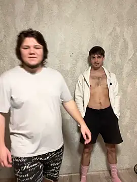 Snapshot of desiredude9 chatting on 10.24.25 desiredude9 online show from 10.24.25