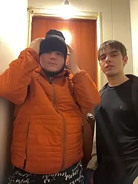 Snapshot of desiredude9 chatting on 02.10.26 desiredude9 online show from 02.10.26