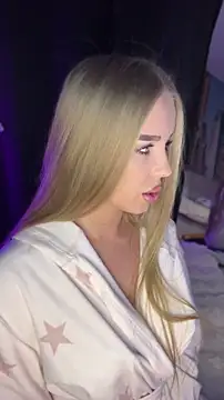 AubrieleRouj1 online show from 04.30.26