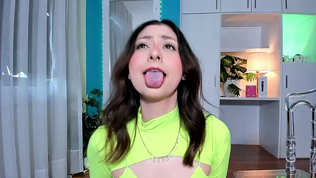 MilenaCrown online show from 02.03.26