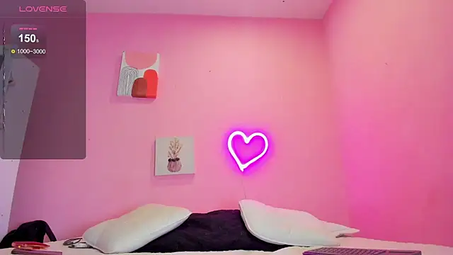 Georgina Ferri  online show from 09.22.25