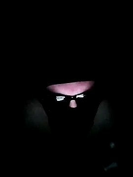 Snapshot of A2221aw chatting on 11.27.25 A2221aw online show from 11.27.25