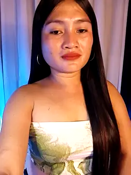 Snapshot of Naughtyalina2 chatting on 09.20.25 Naughtyalina2 online show from 09.20.25