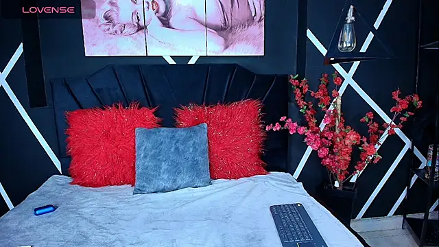 Snapshot of sany_noa chatting on 09.30.25 sany noa online show from 09.30.25