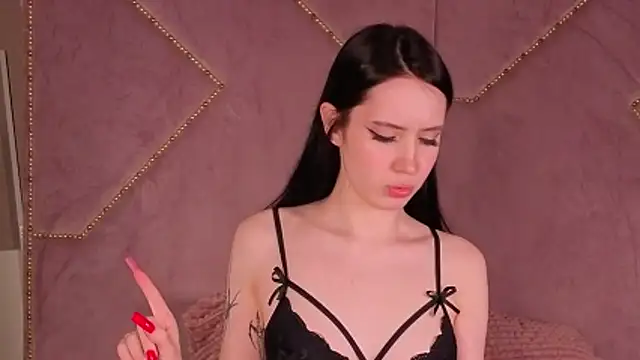 GraceMartinos online show from 02.04.26